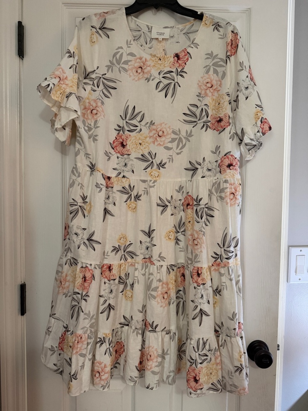 Floral Tiered Ruffle Short Sleeve Dress